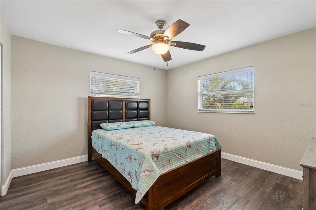 9901 BAY DRIVE photo 24