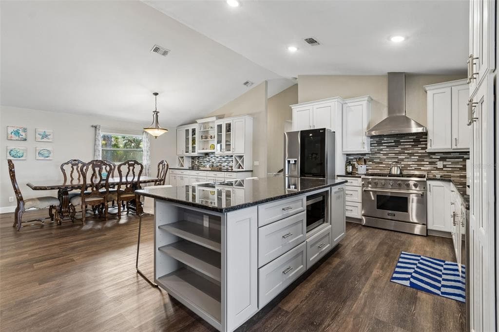 9901 BAY DRIVE photo 10