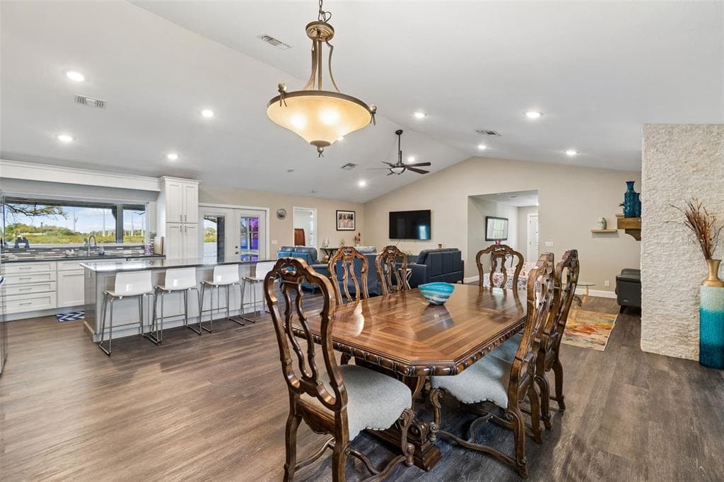 9901 BAY DRIVE photo 8
