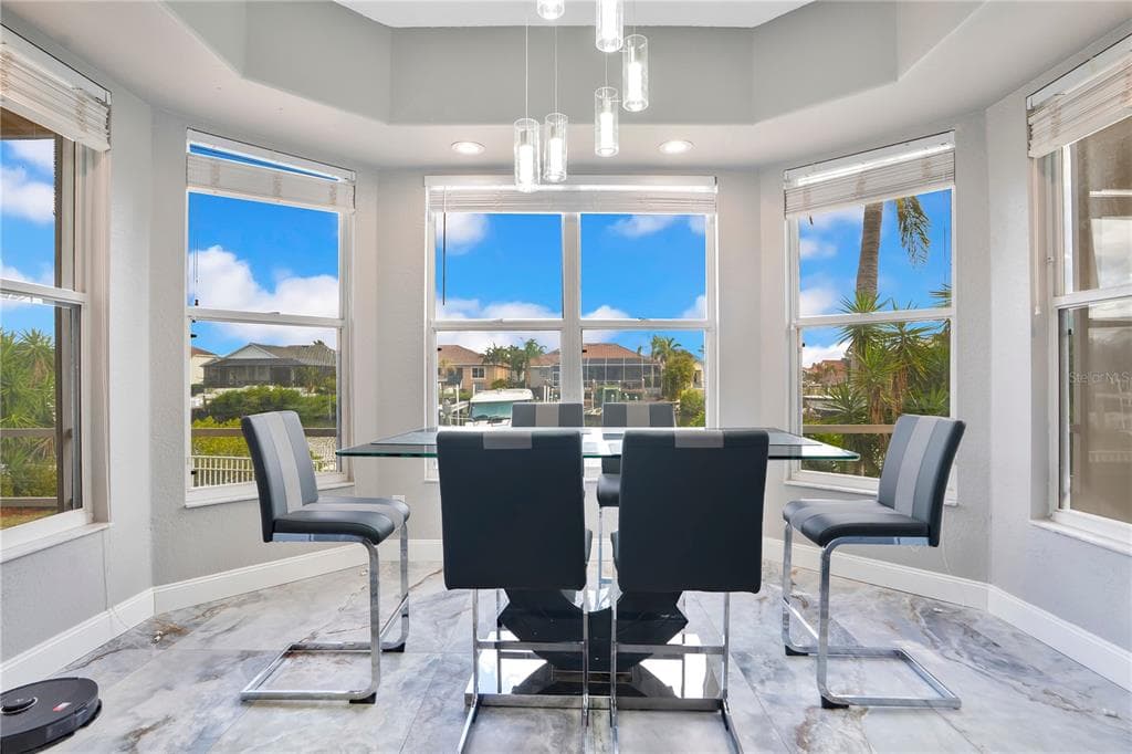 934 SYMPHONY ISLES BOULEVARD photo 16