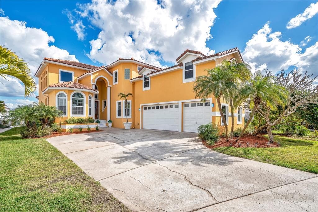934 SYMPHONY ISLES BOULEVARD photo 3