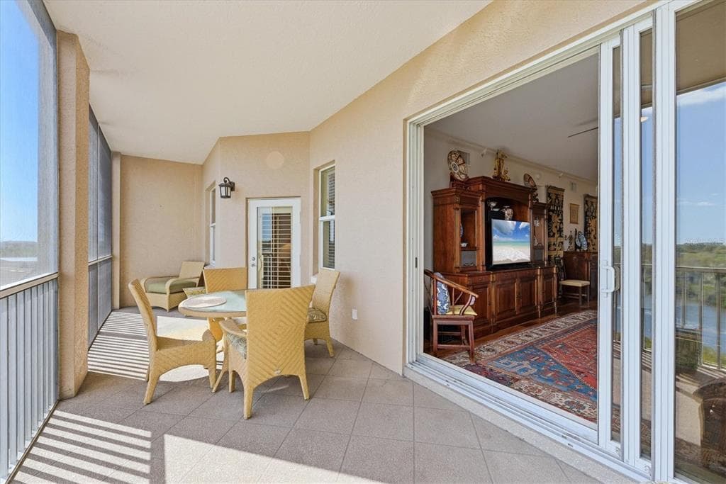 5531 CANNES CIRCLE 603 photo 10