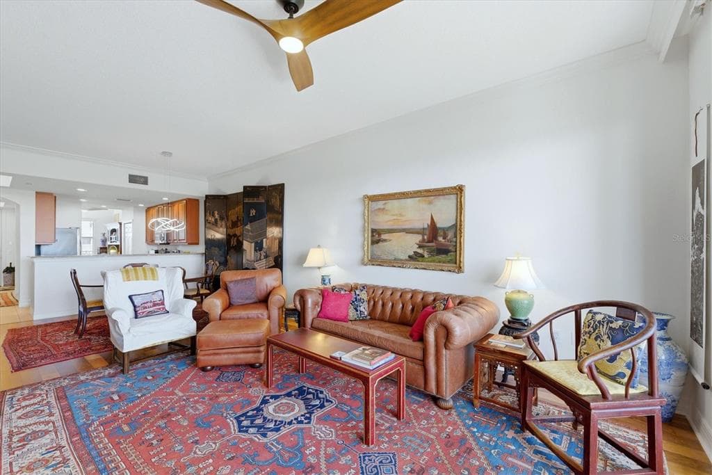 5531 CANNES CIRCLE 603 photo 14