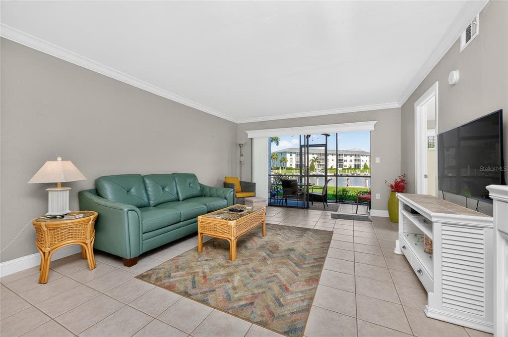 3670 BAL HARBOR BOULEVARD 1F photo 4