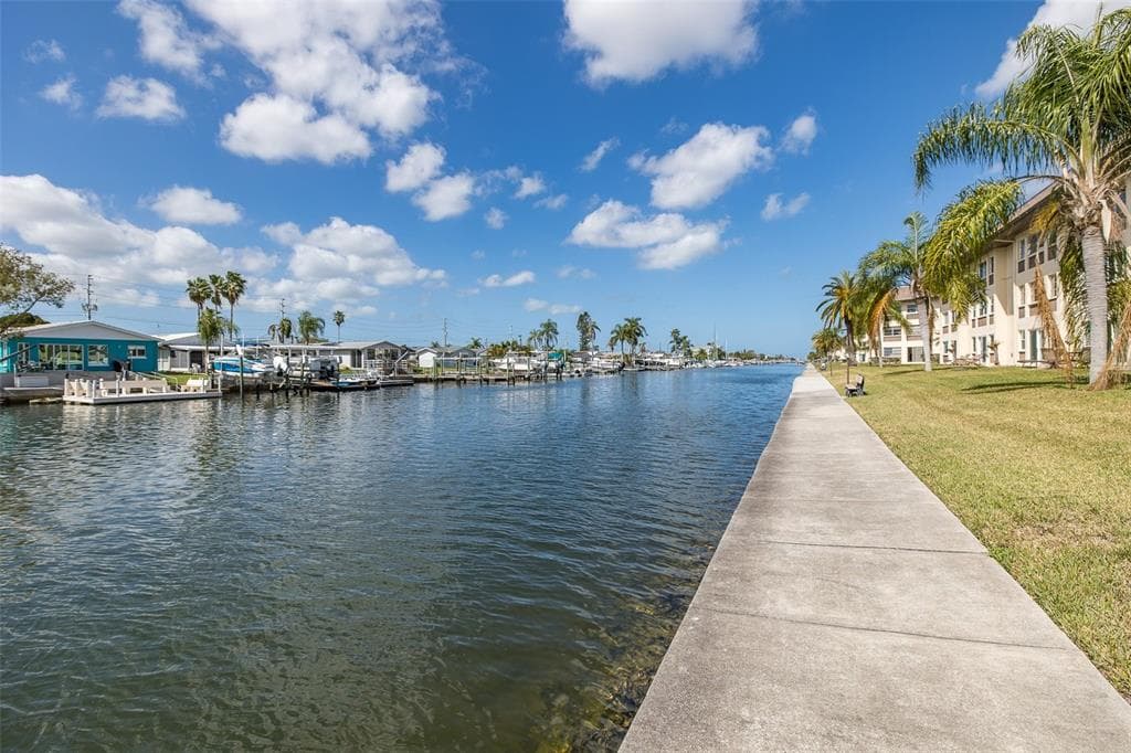 4660 MARINE PARKWAY 303 photo 8