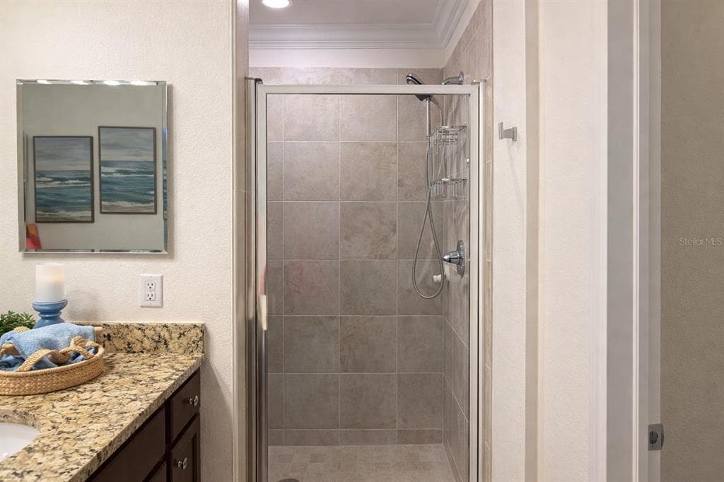 16804 VARDON TERRACE 307 photo 20