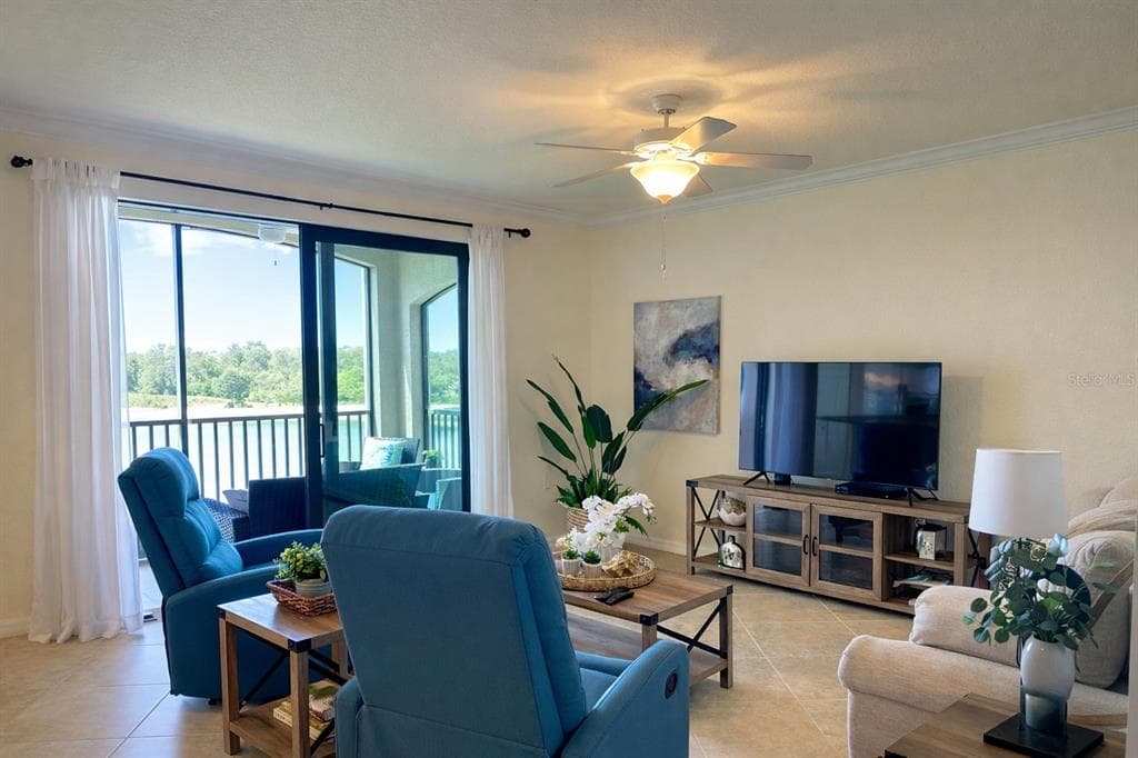 16804 VARDON TERRACE 307 photo 9
