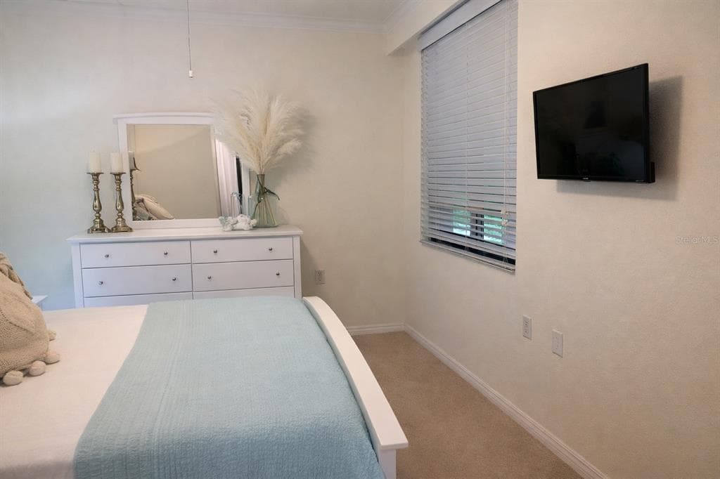 16804 VARDON TERRACE 307 photo 18