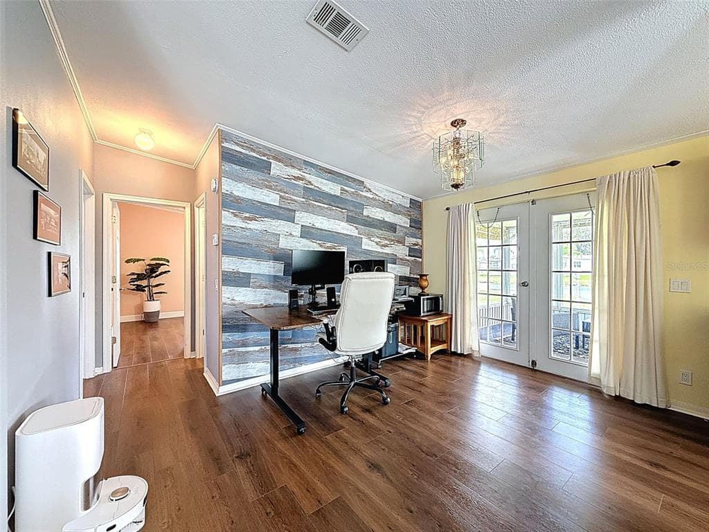 81 STRAPHMORE DRIVE photo 12