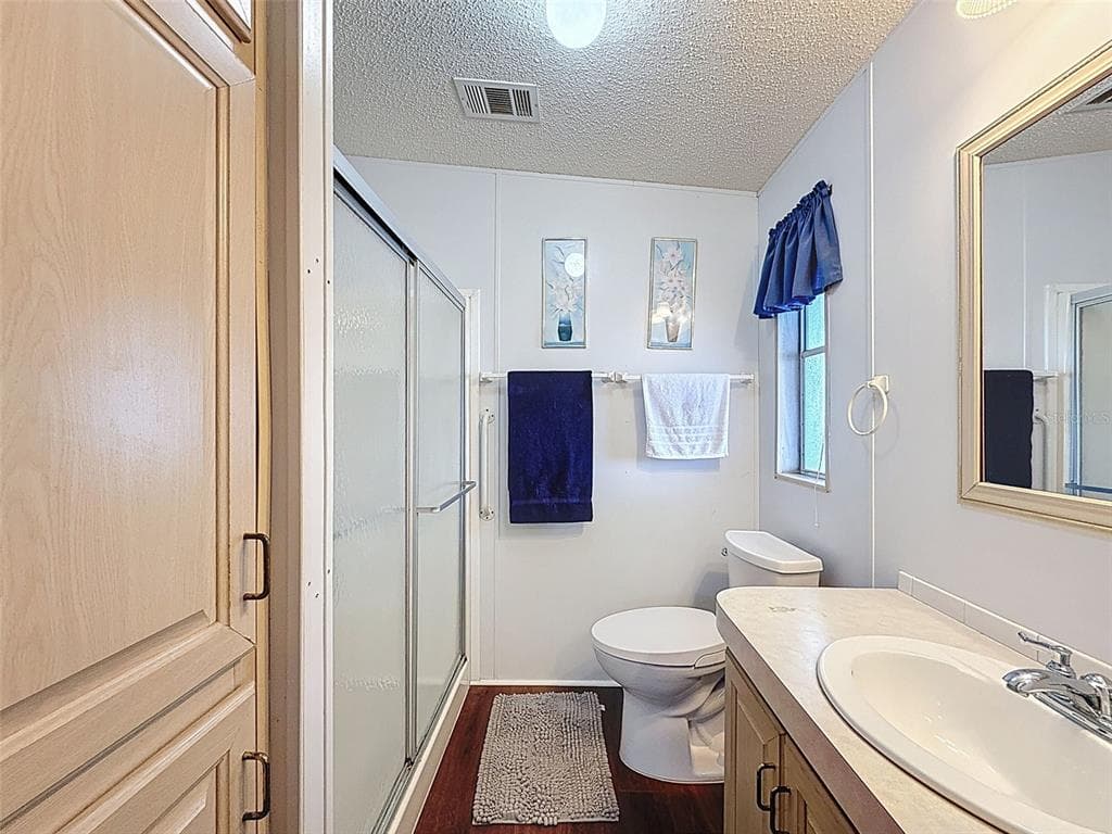 81 STRAPHMORE DRIVE photo 18