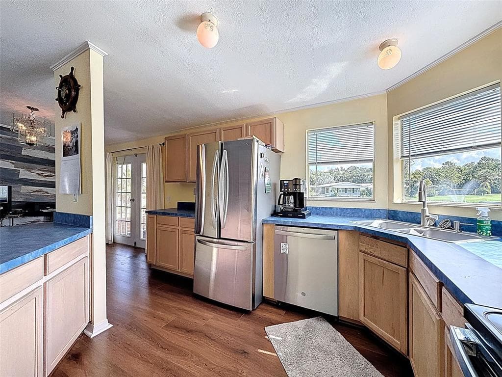 81 STRAPHMORE DRIVE photo 11