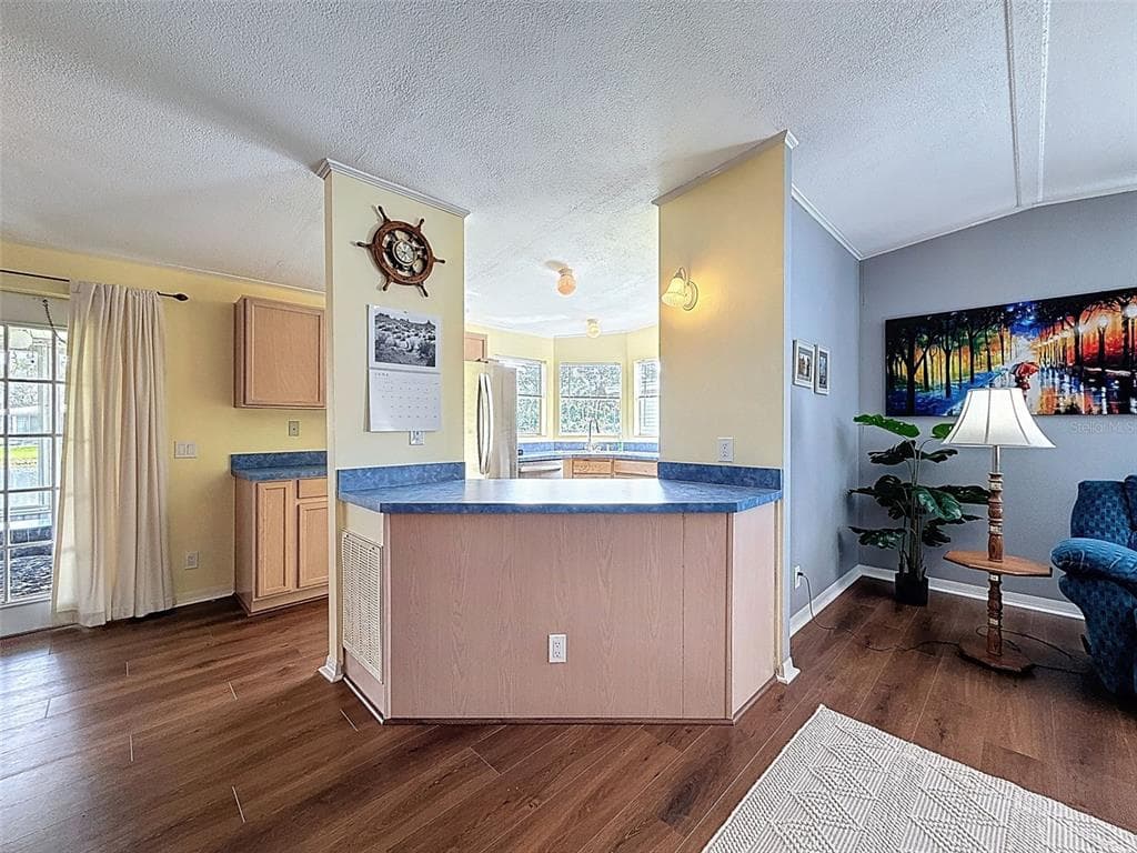 81 STRAPHMORE DRIVE photo 8