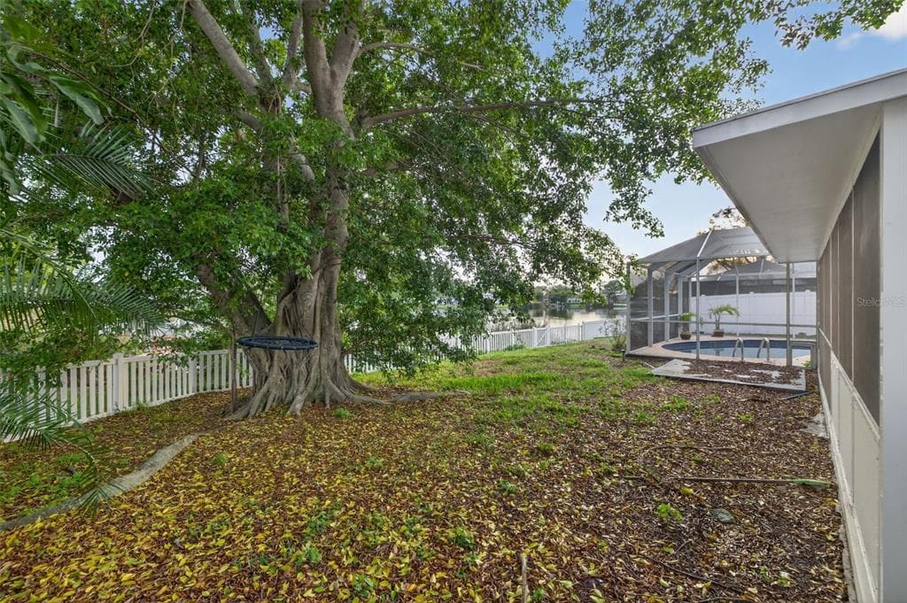1414 85TH AVENUE N photo 25