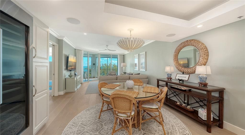 2410 HARBOURSIDE DRIVE 142 photo 20