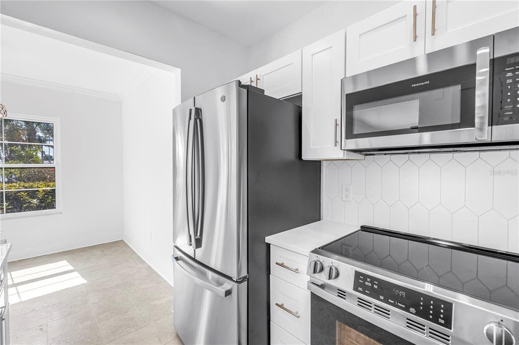 509 PLAZA SEVILLE COURT 19 photo 20