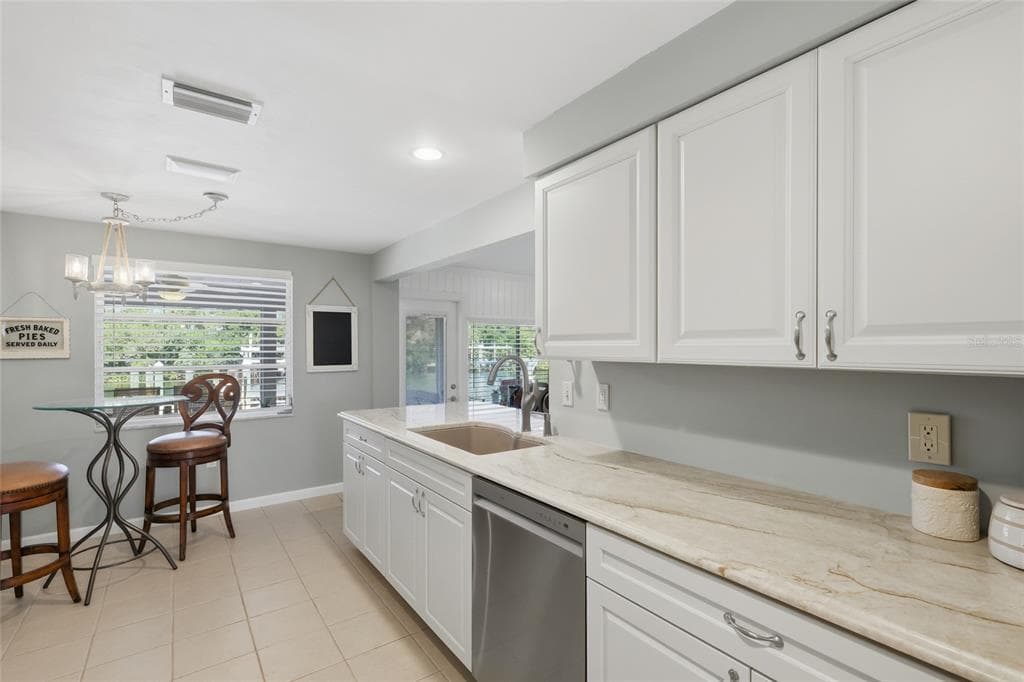 109 TERN DRIVE photo 9