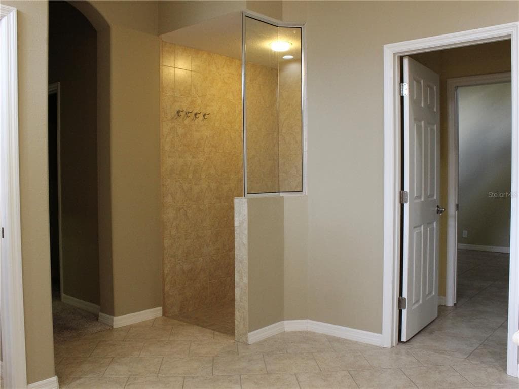 406 PETREL TRAIL photo 13