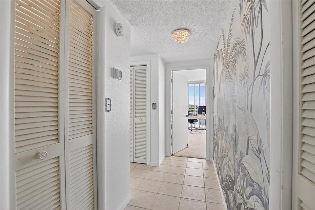 100 PIERCE STREET 703 photo 7