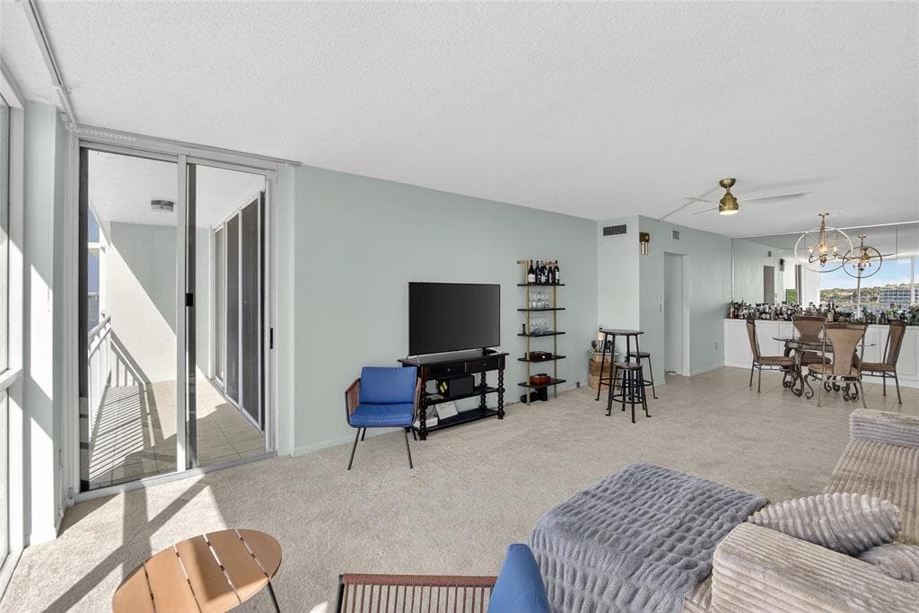 100 PIERCE STREET 703 photo 18