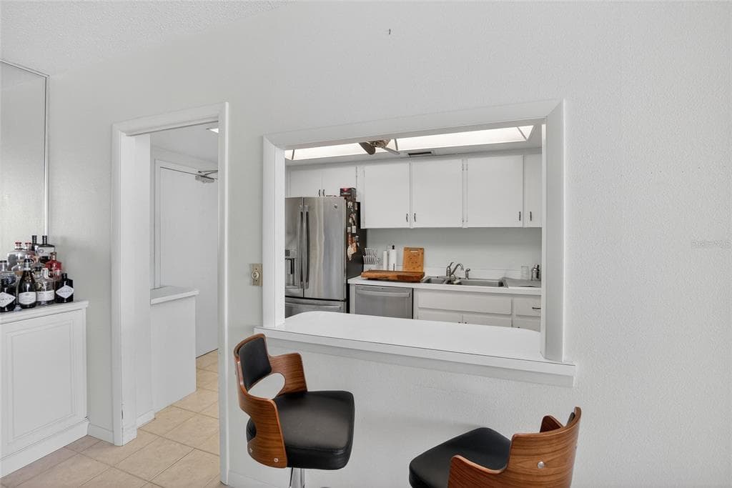 100 PIERCE STREET 703 photo 11