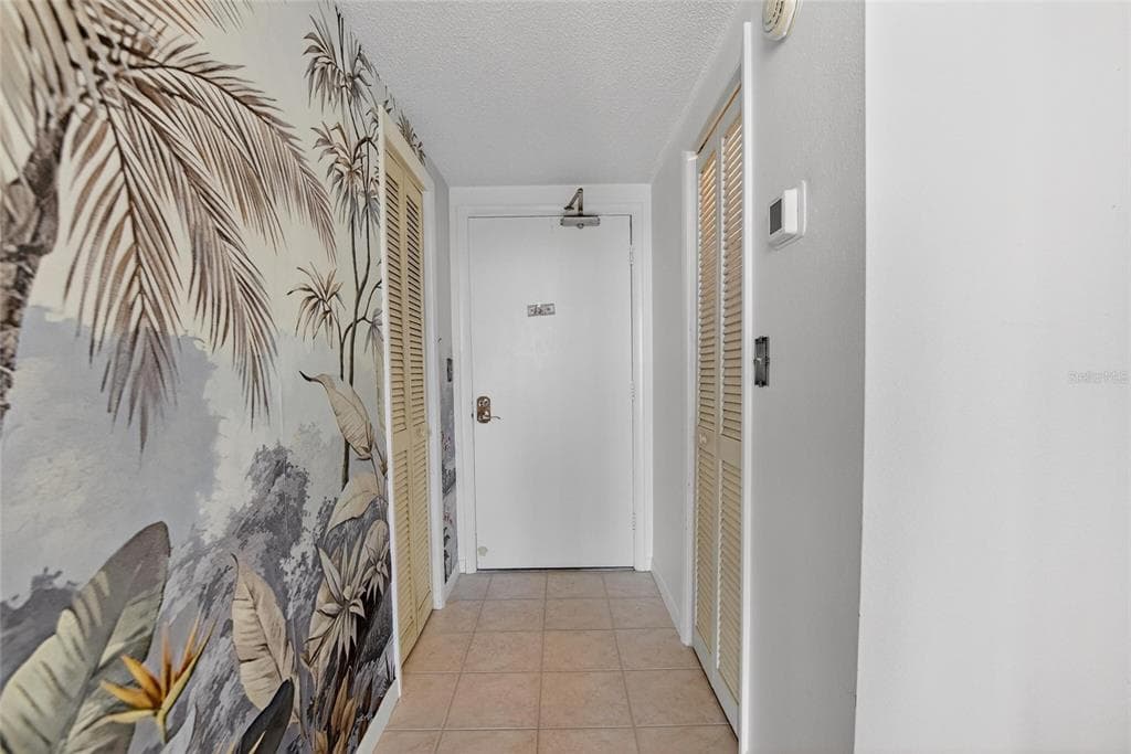 100 PIERCE STREET 703 photo 8