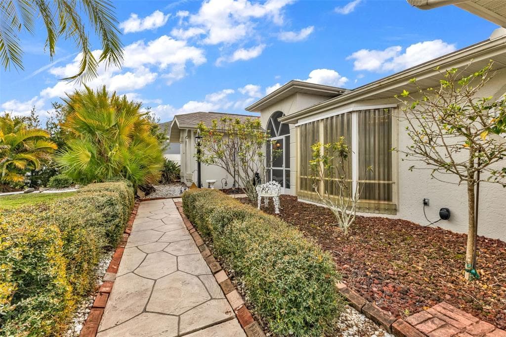 23439 FREEPORT AVENUE photo 4