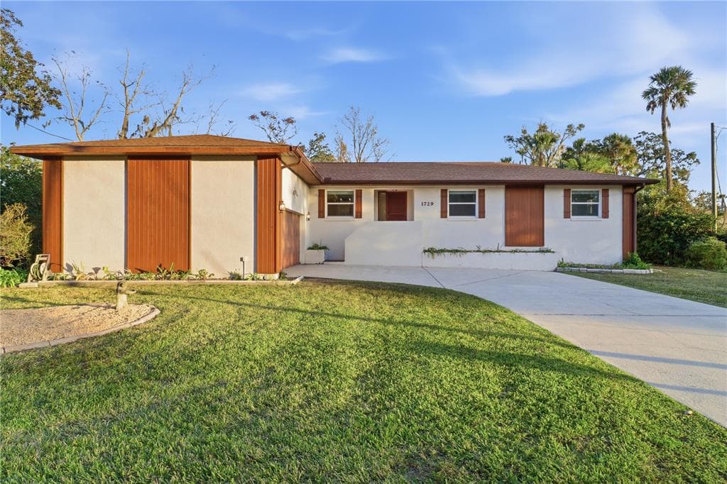 1729 SE 3RD COURT photo 2