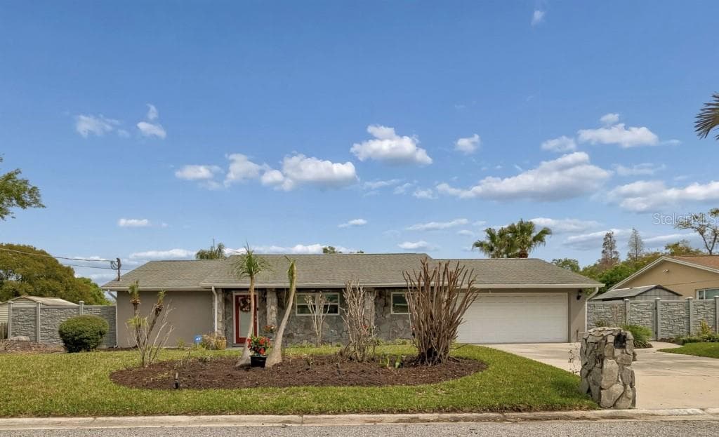 1611 SUNNYHILLS DRIVE 4