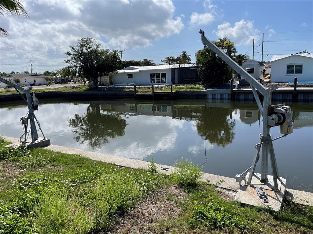 10307 SANDPIPER ROAD W photo 24