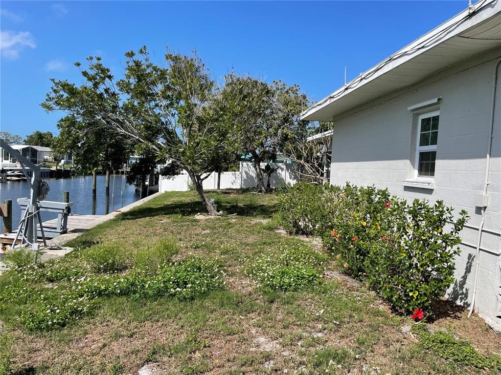 10307 SANDPIPER ROAD W photo 25