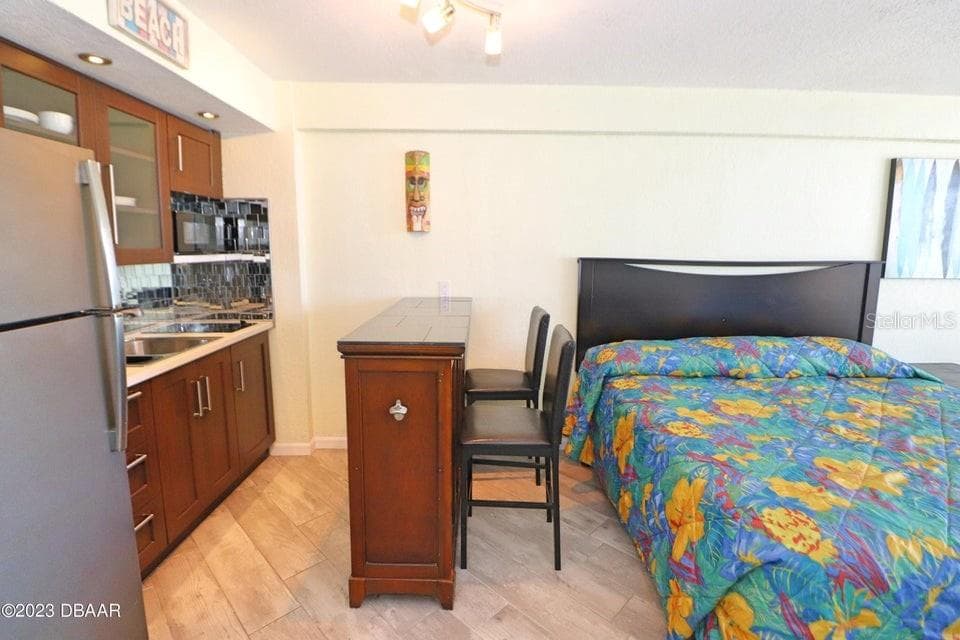 2301 S ATLANTIC AVENUE 438 photo 18