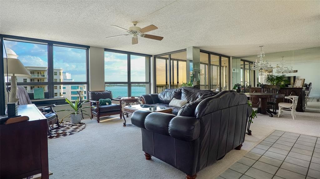 11 SUNSET DRIVE 804 photo 7