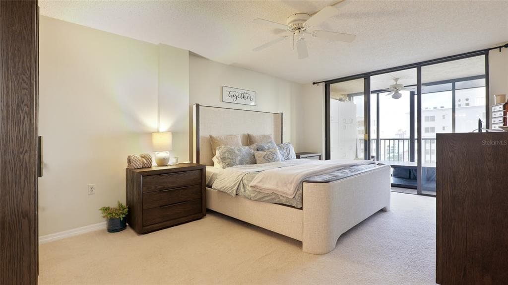11 SUNSET DRIVE 804 photo 10