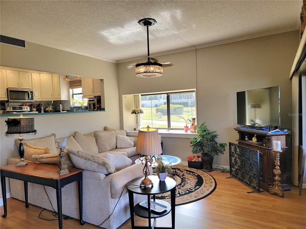1 CASA LOMA WAY photo 12