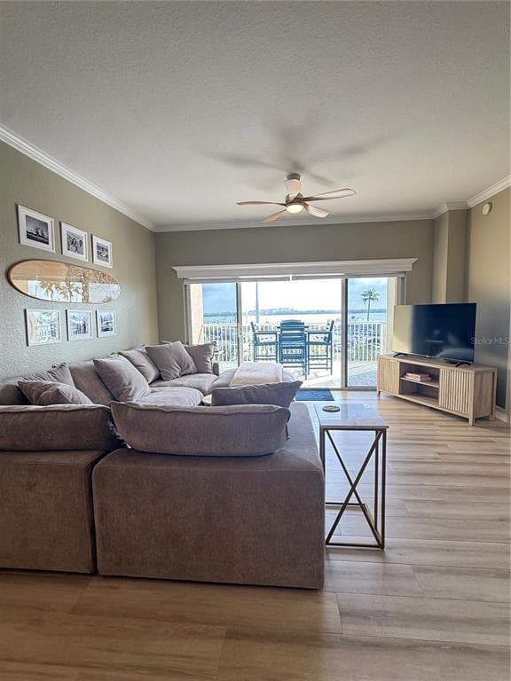 423 150TH AVENUE 1405 photo 8