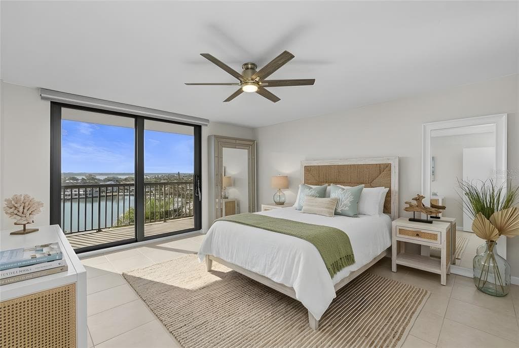 1660 GULF BOULEVARD 807 photo 7