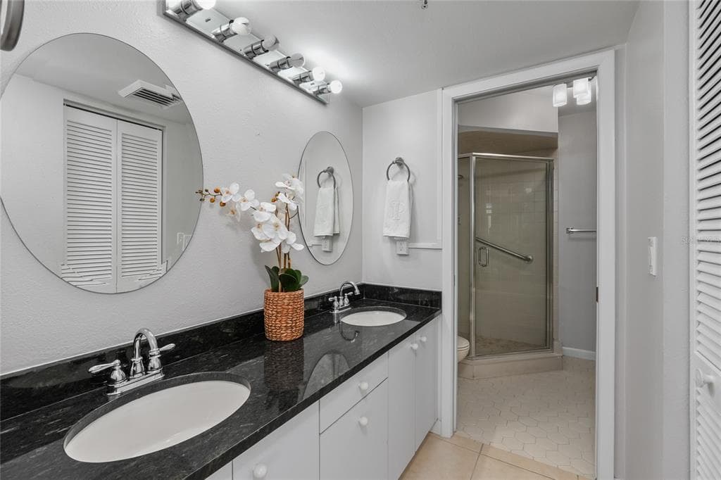 1660 GULF BOULEVARD 807 photo 14