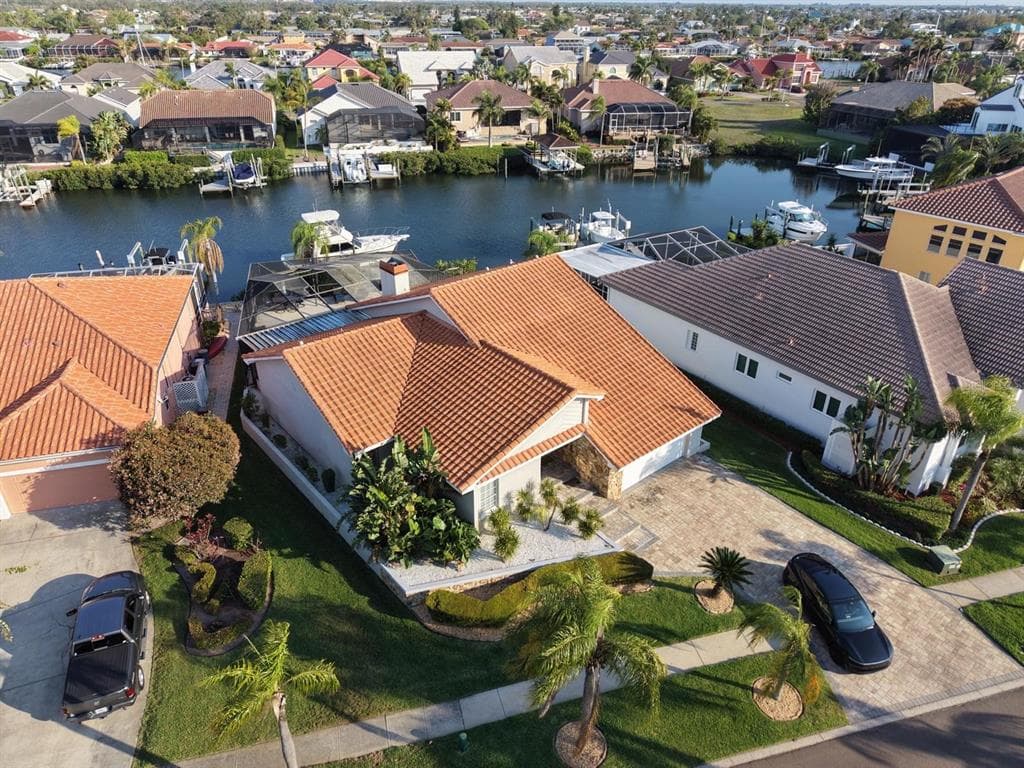 930 SYMPHONY ISLES BOULEVARD photo 2