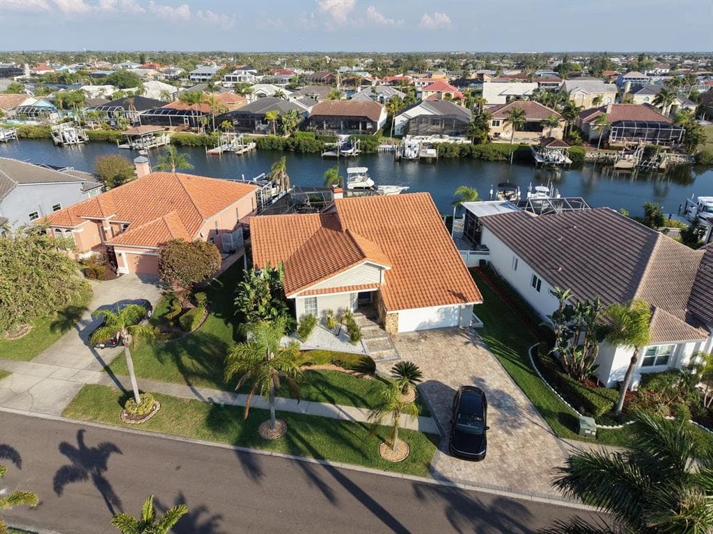930 SYMPHONY ISLES BOULEVARD photo 3