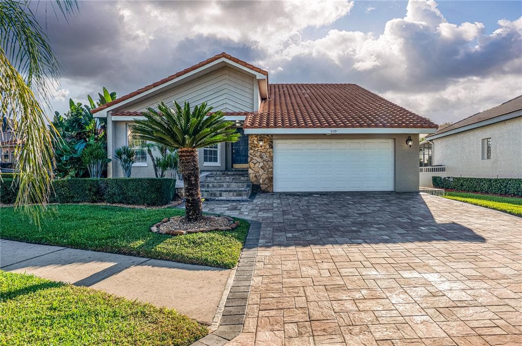 930 SYMPHONY ISLES BOULEVARD photo 1