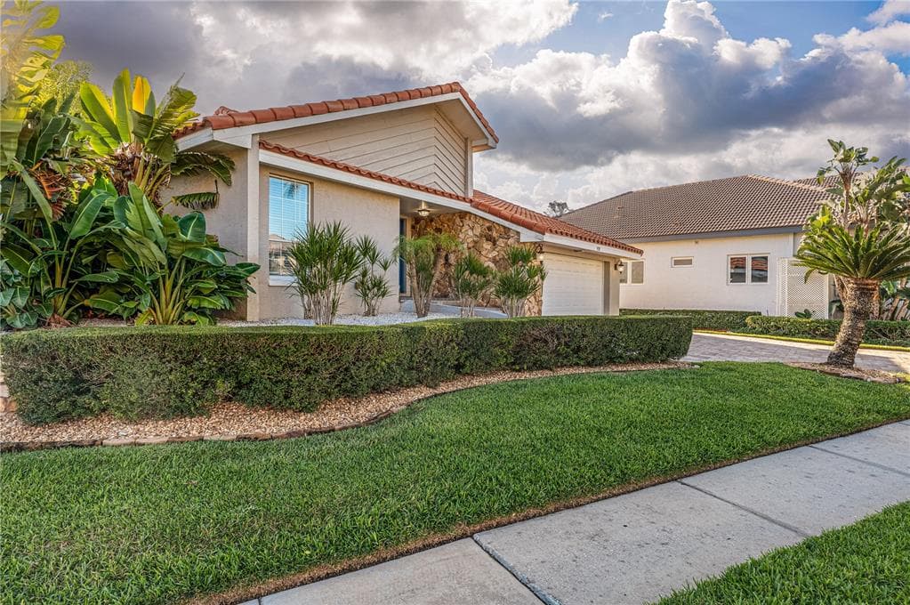 930 SYMPHONY ISLES BOULEVARD photo 4