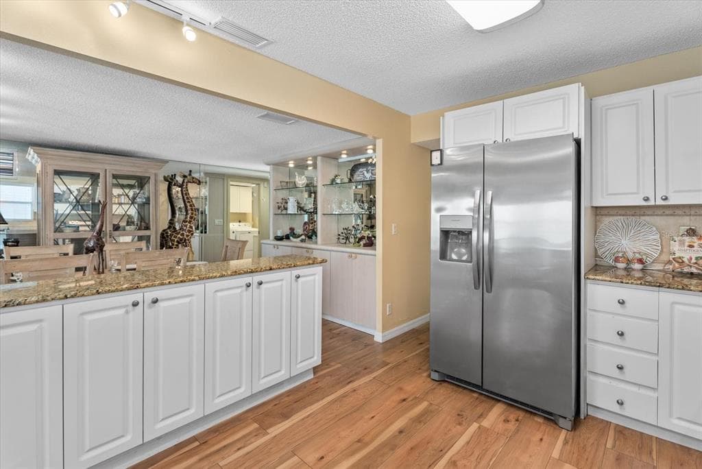 33 N STARBOARD DRIVE photo 11