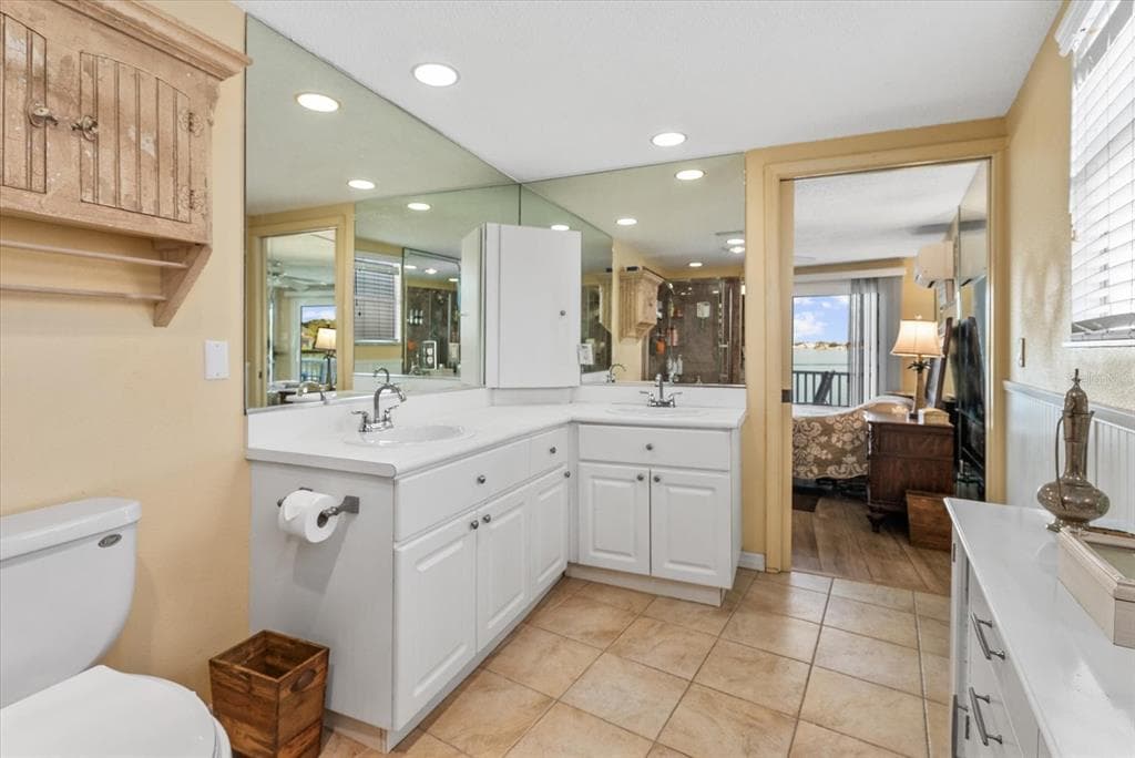 33 N STARBOARD DRIVE photo 25
