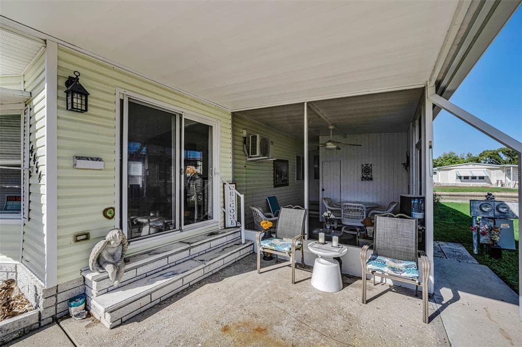 4454 TUCKER SQUARE photo 14