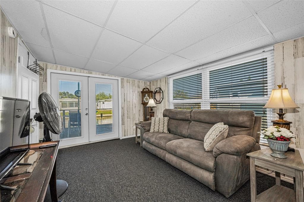 4454 TUCKER SQUARE photo 4
