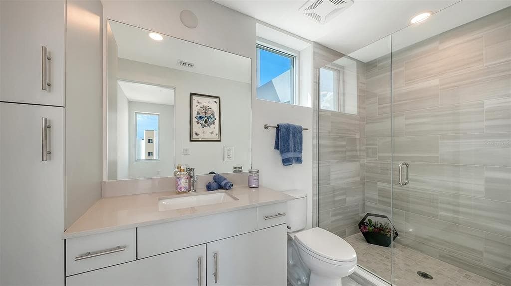 1703 N TAMIAMI TRAIL 511 photo 20
