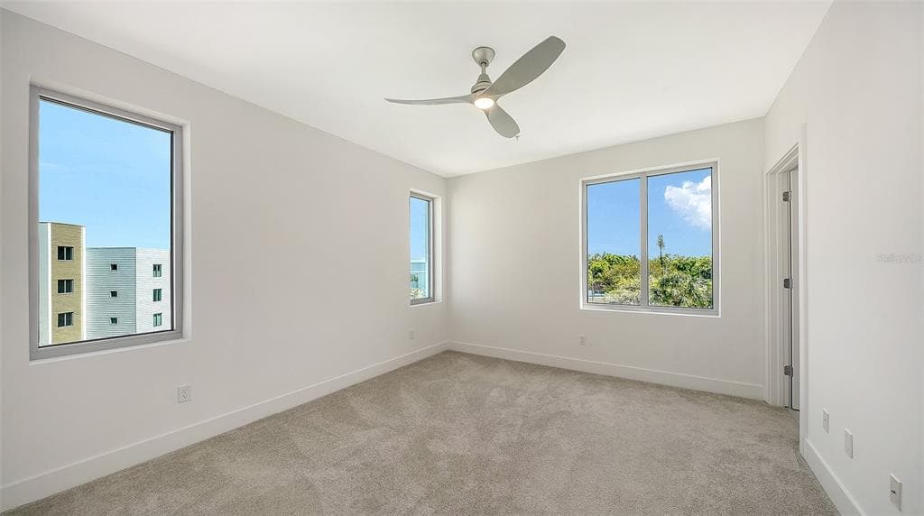 1703 N TAMIAMI TRAIL 511 photo 19