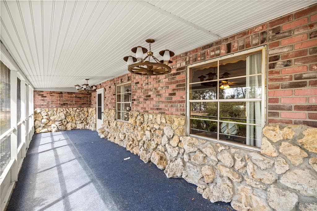 17645 NE 61ST STREET ROAD 4