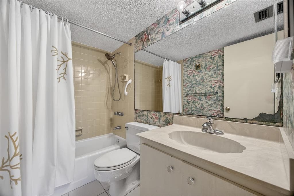 1461 AQUI ESTA DRIVE B3 photo 20
