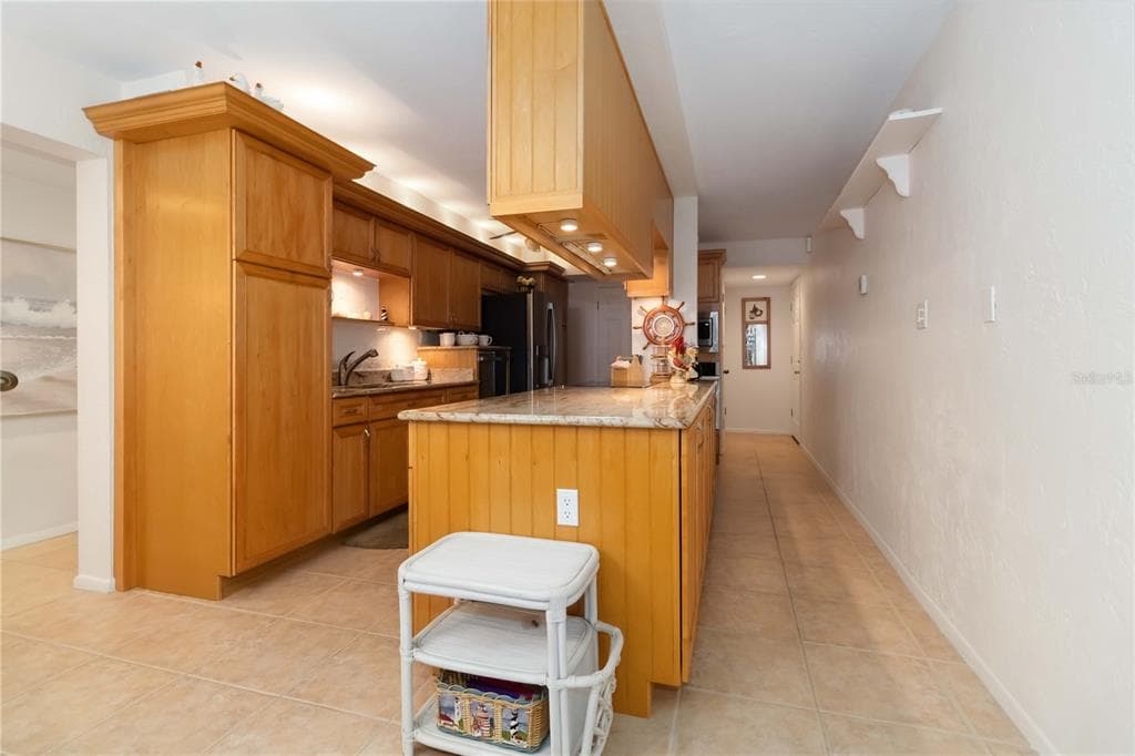 4201 S ATLANTIC AVENUE 409 photo 2